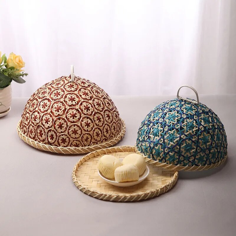 Handmade bamboo woven fruit plate bread basket creative round pest-proof basket with lid fancy dining table cover hotel dish