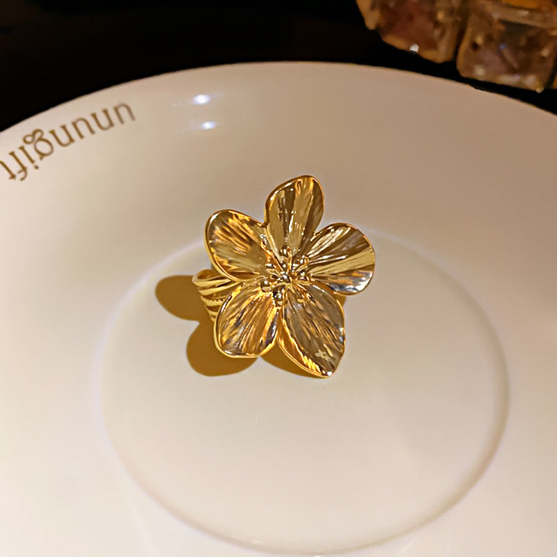 Flower Silver Petal Ring
