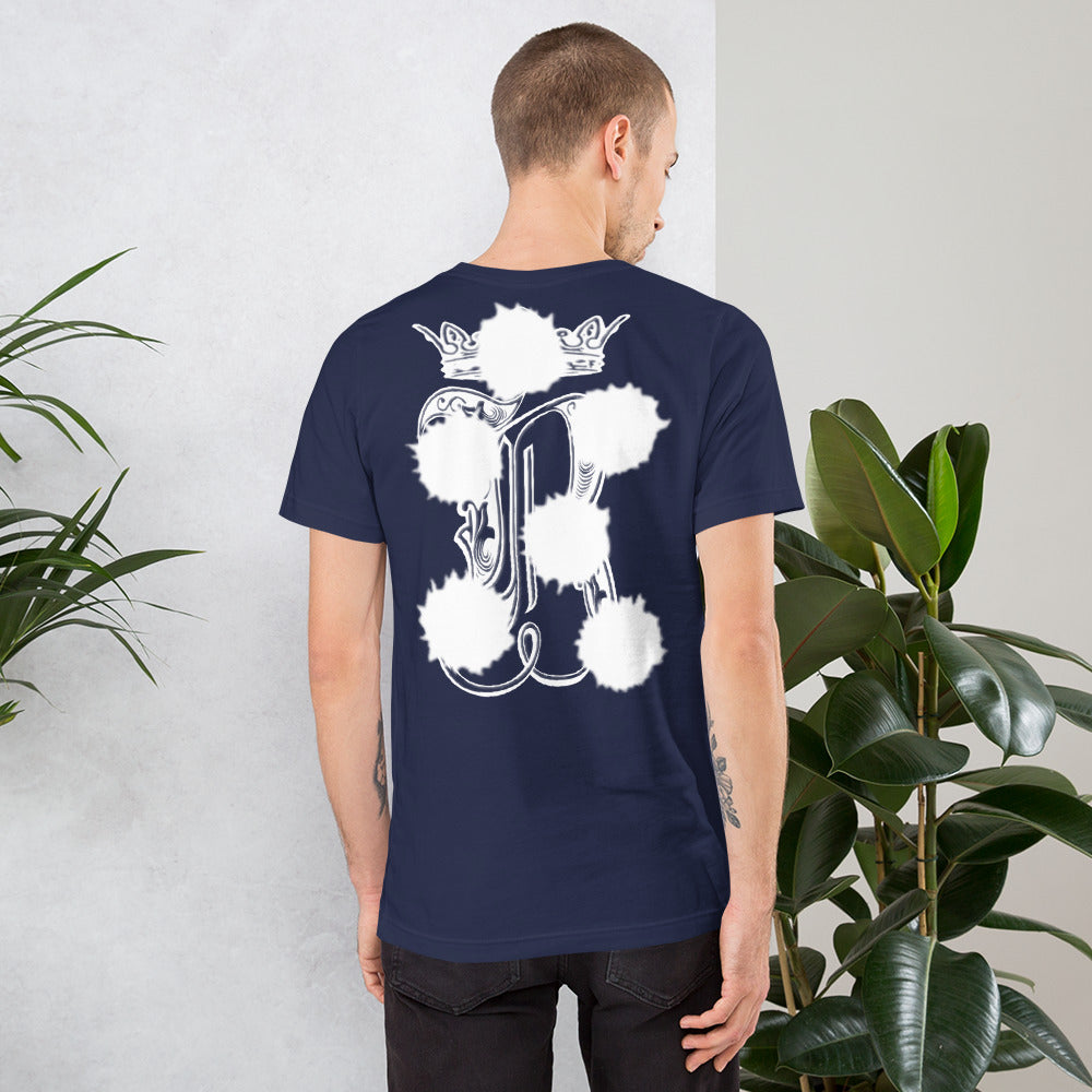 Man with gun t-shirt